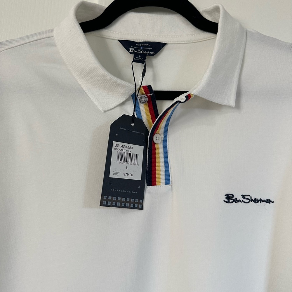 Elegant and comfortable Large Ben Sherman shirt coconut milk color